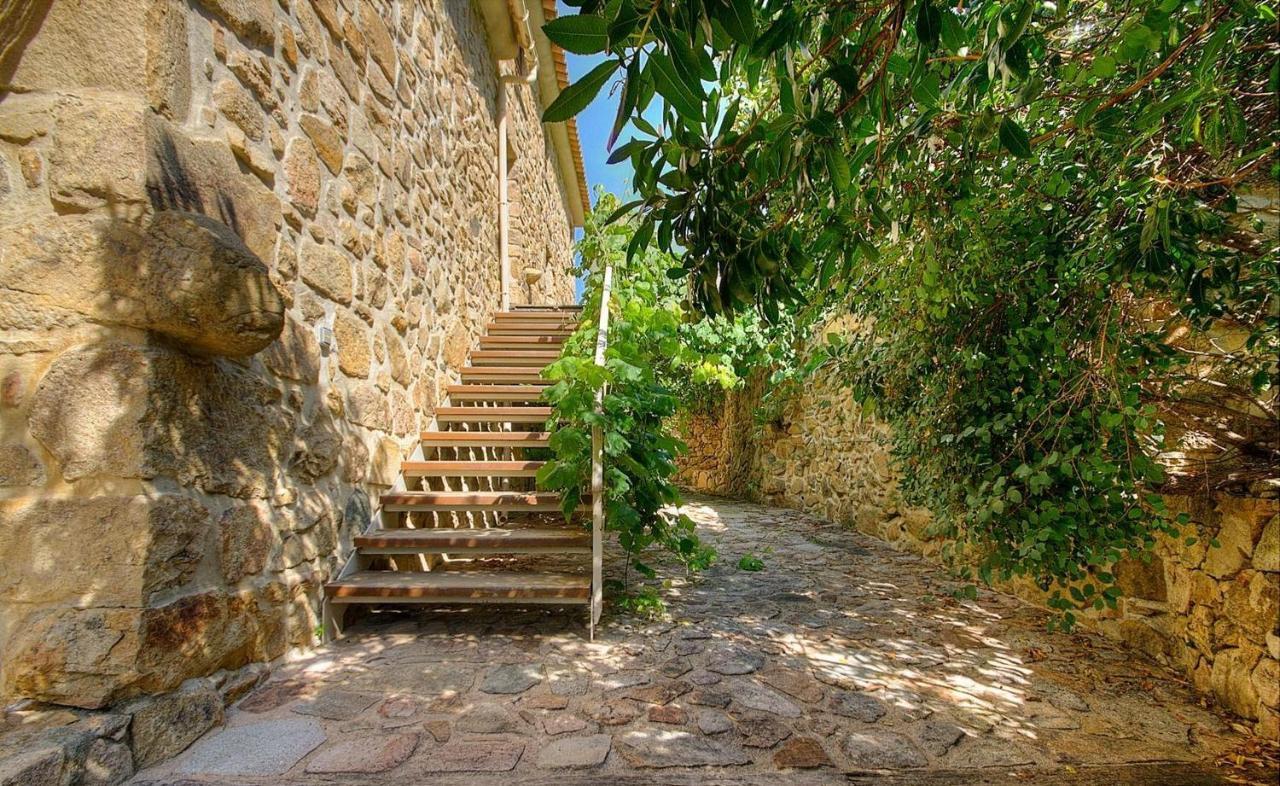 Entre Mer & Maquis, L'Ame De La Corse En Gites De Charme Avec Jacuzzi, Proche Ajaccio Peri Luaran gambar